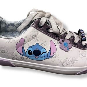 Women's Ground Up Lilo and Stitch size 10 sneakers